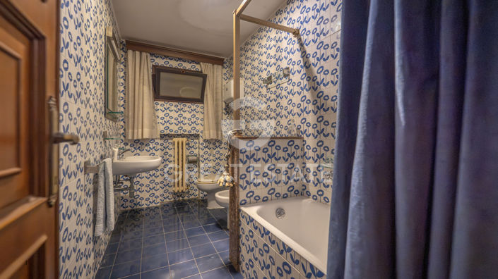 Image No.17-5 Bed Villa for sale