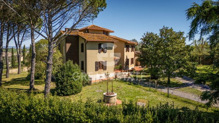 Image No.4-5 Bed Villa for sale