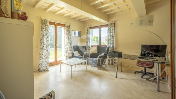 Image No.20-4 Bed Country House for sale
