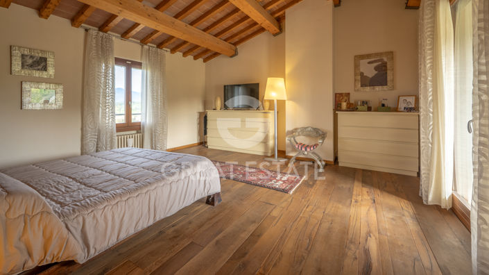 Image No.27-4 Bed Country House for sale