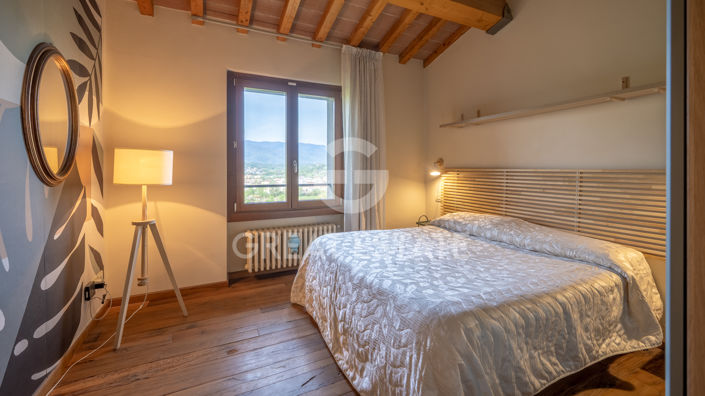 Image No.30-4 Bed Country House for sale