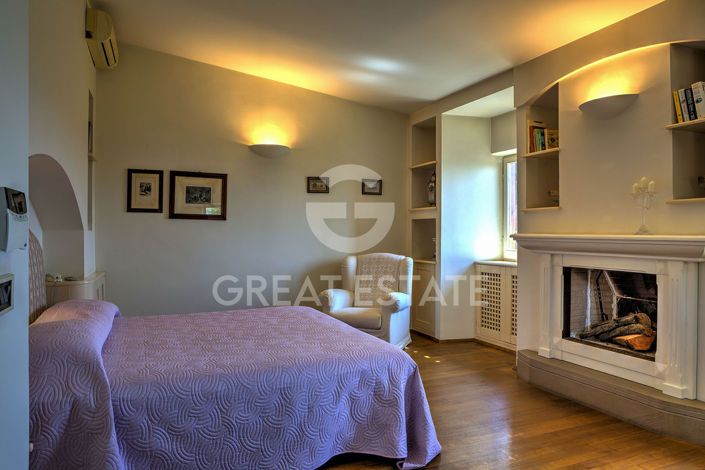 Image No.32-Maison de campagne de 6 chambres à vendre à Foligno