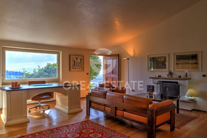 Image No.35-Maison de campagne de 6 chambres à vendre à Foligno