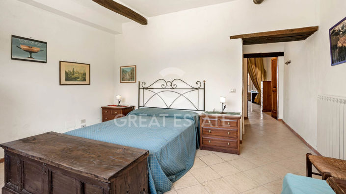 Image No.27-12 Bed Country House for sale