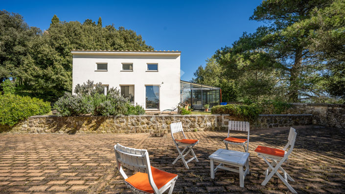 Image No.12-6 Bed Villa for sale