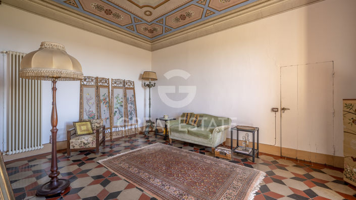 Image No.19-6 Bed Villa for sale