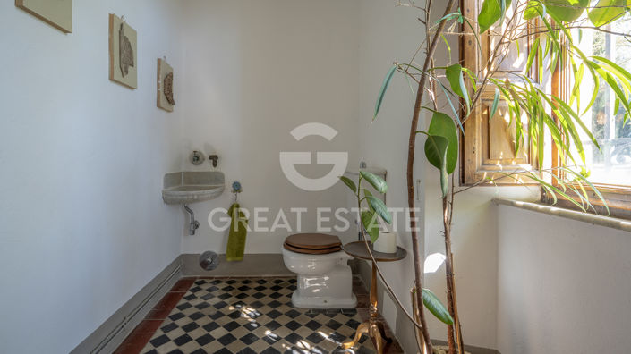 Image No.21-6 Bed Villa for sale