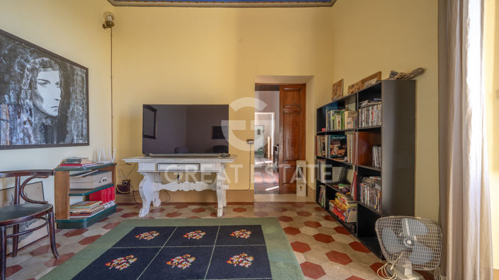 Image No.28-6 Bed Villa for sale