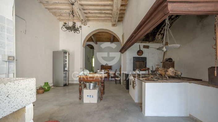 Image No.41-6 Bed Villa for sale