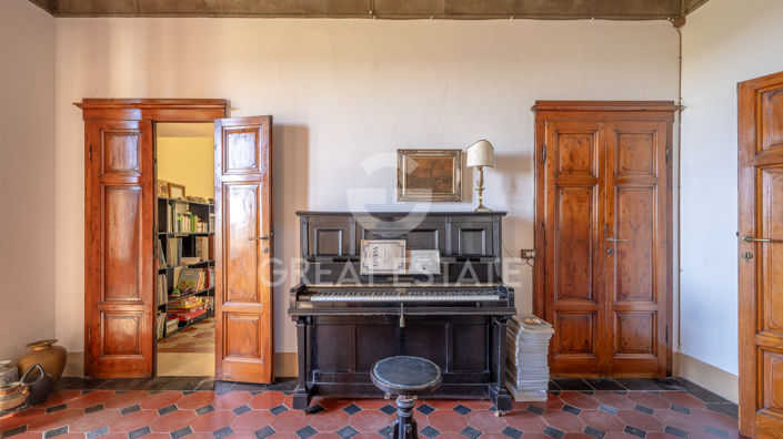 Image No.7-6 Bed Villa for sale