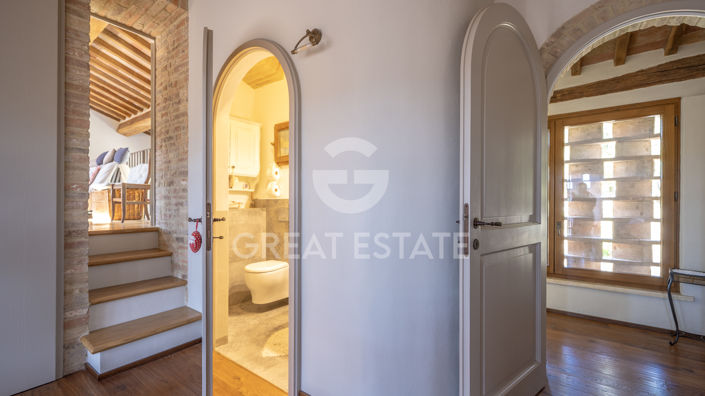 Image No.29-2 Bed Country House for sale