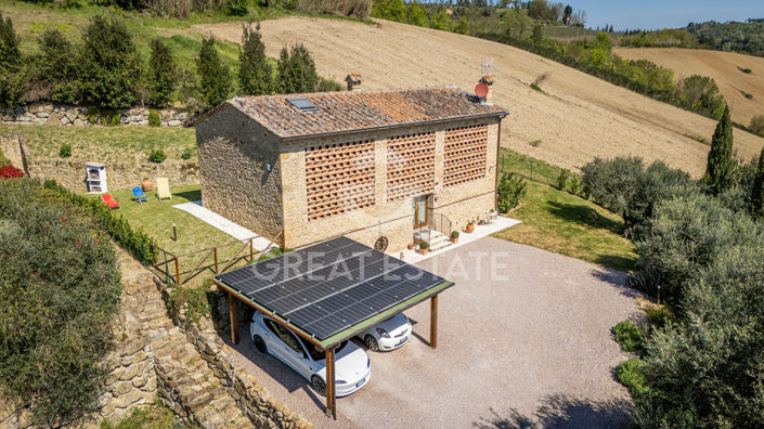 Image No.4-2 Bed Country House for sale