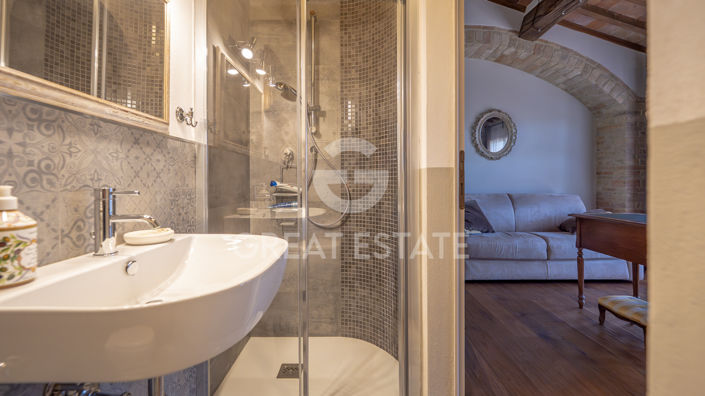 Image No.31-2 Bed Country House for sale