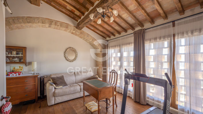 Image No.34-2 Bed Country House for sale