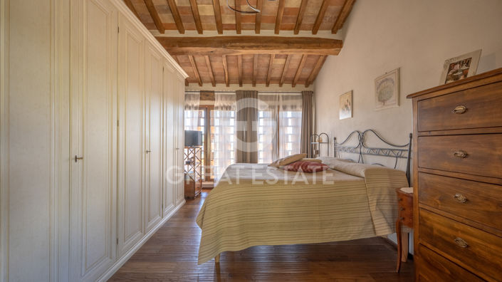 Image No.36-2 Bed Country House for sale