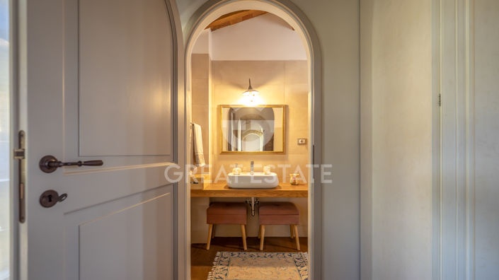 Image No.37-2 Bed Country House for sale
