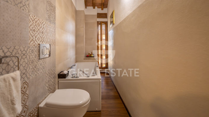 Image No.39-2 Bed Country House for sale