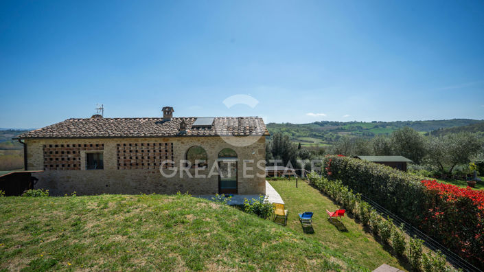 Image No.5-2 Bed Country House for sale