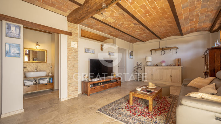 Image No.6-2 Bed Country House for sale