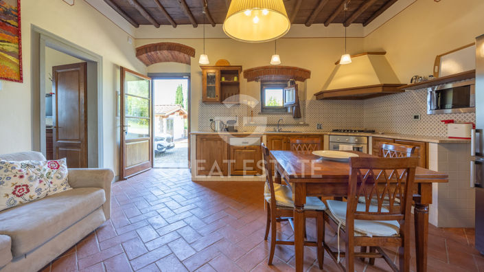 Image No.22-13 Bed Country House for sale