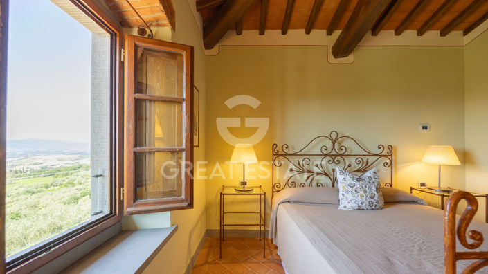 Image No.39-13 Bed Country House for sale