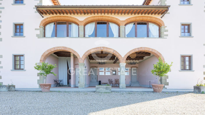 Image No.8-13 Bed Country House for sale