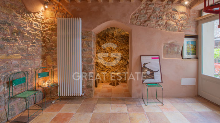 Image No.15-2 Bed Property for sale