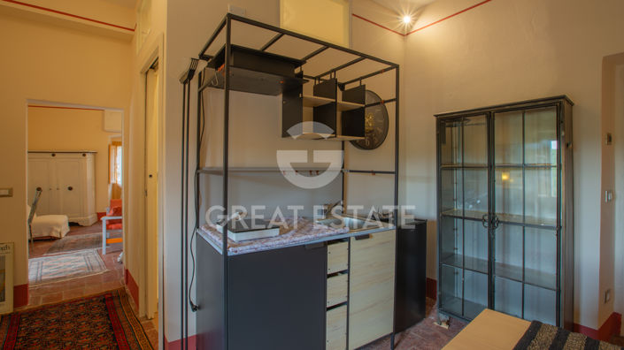 Image No.17-2 Bed Property for sale