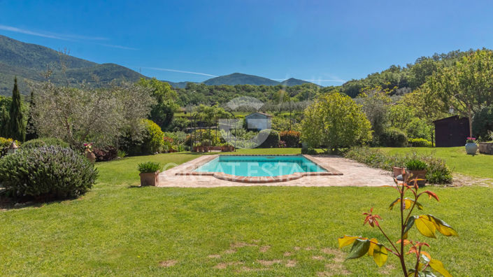 Image No.12-4 Bed Country House for sale