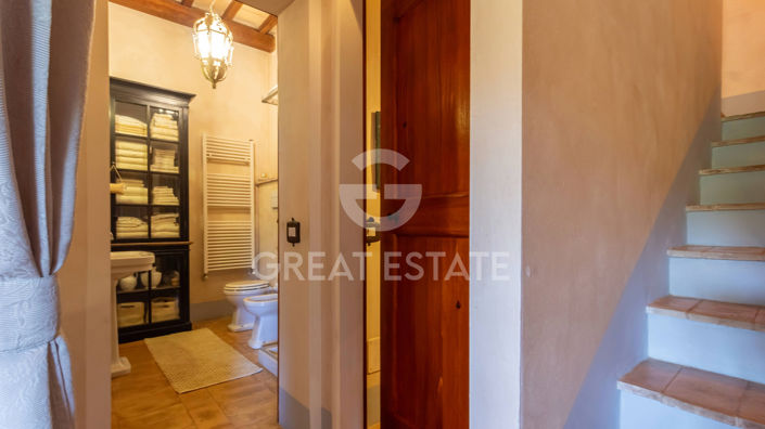 Image No.31-4 Bed Country House for sale