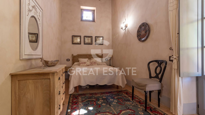 Image No.39-4 Bed Country House for sale