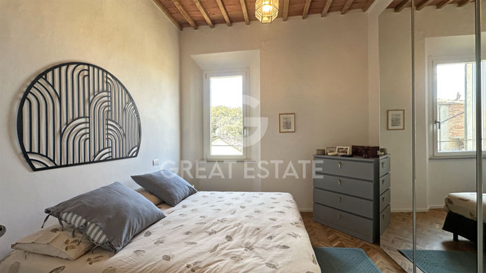 Image No.16-2 Bed Apartment for sale
