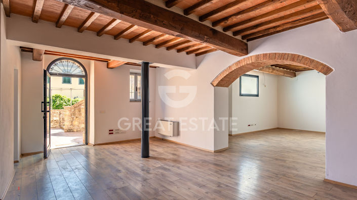 Image No.7-Maison de campagne de 7 chambres à vendre à Montalcino