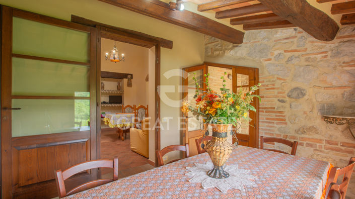 Image No.5-Maison de campagne de 4 chambres à vendre à Radicofani