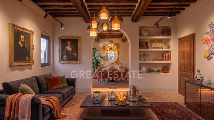 Image No.12-5 Bed Country House for sale