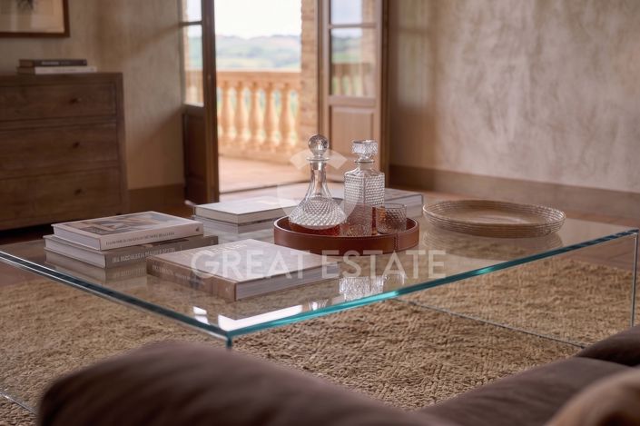 Image No.19-5 Bed Country House for sale