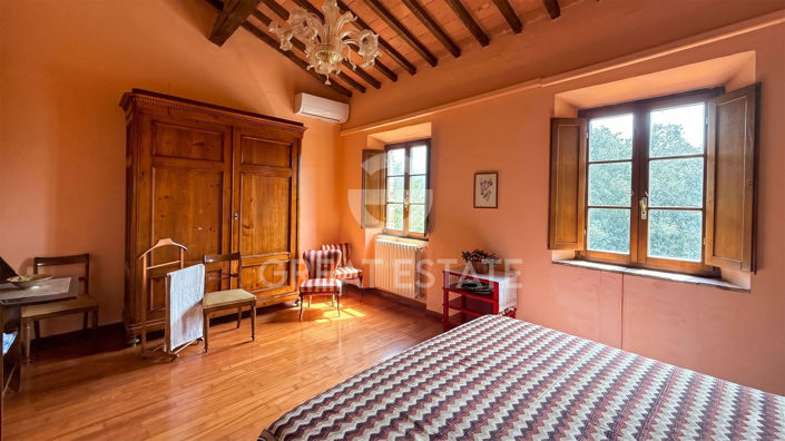 Image No.26-Maison de campagne de 5 chambres à vendre à Pomarance