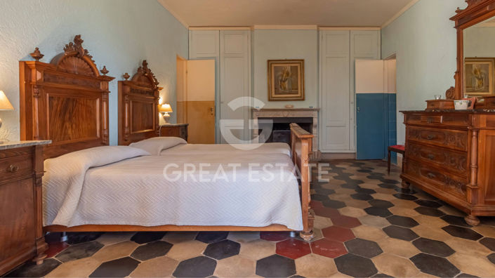 Image No.18-4 Bed Country House for sale