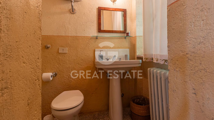 Image No.24-4 Bed Country House for sale