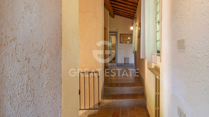Image No.25-4 Bed Country House for sale