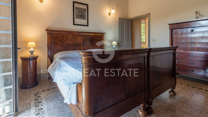 Image No.29-4 Bed Country House for sale