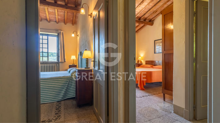 Image No.31-4 Bed Country House for sale