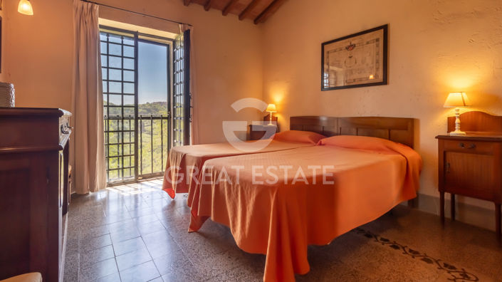 Image No.34-4 Bed Country House for sale