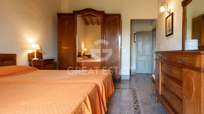 Image No.35-4 Bed Country House for sale