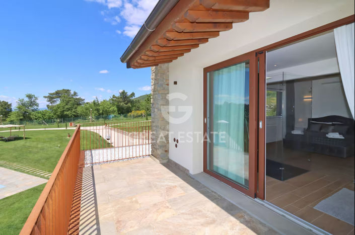 Image No.22-3 Bed Country House for sale