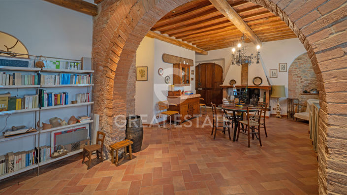 Image No.19-4 Bed Country House for sale