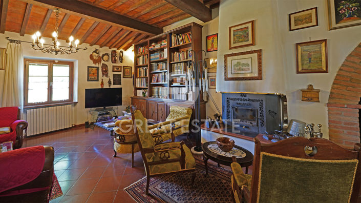 Image No.6-4 Bed Country House for sale