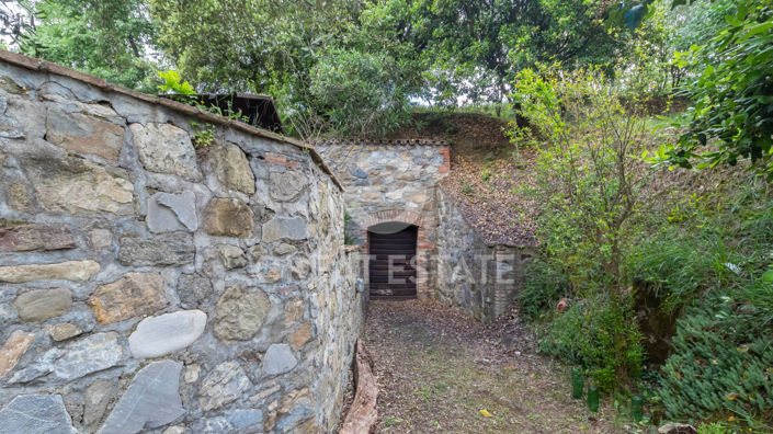 Image No.19-3 Bed Country House for sale
