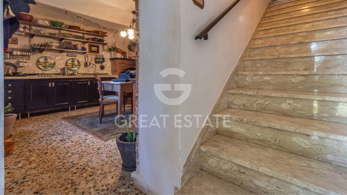 Image No.32-3 Bed Country House for sale