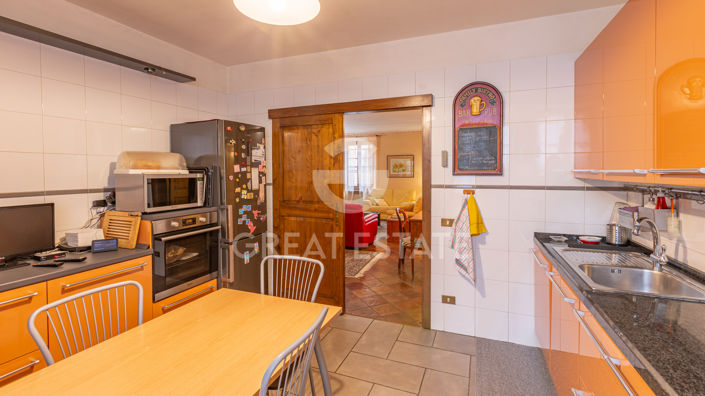 Image No.14-3 Bed Property for sale